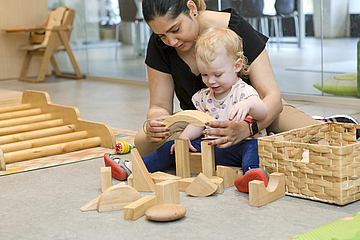 Eine Säule des Wachstums: Kitabau!  (Foto: FRÖBEL-Kindergarten St Leonards, Australien / Tetiana Matsypura)