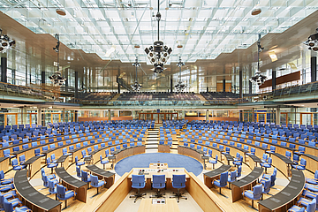 Das 10. Plenum Frühpädagogik im Bonner WCC findet statt - trotz Bahnstreik.