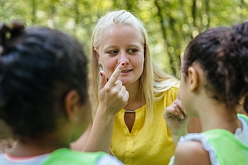 Waldausflug der Kinder im FRÖBEL-Kindergarten Highdechsen