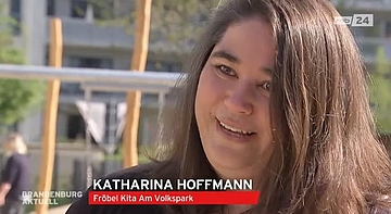 Brandenburg aktuell live vor Ort: Notbetreuung im FRÖBEL-Kindergarten Am Volkspark, Potsdam (Copyright: rbb)