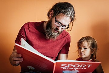 Philipp Wachsmuth, Multiplikator für Sprachförderung im FRÖBEL-Integrationskindergarten Am Elsterbecken