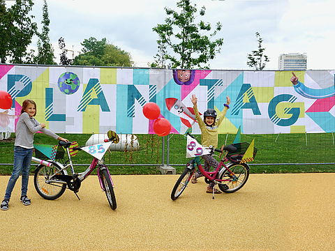 3, 2, 1... Das Fahrradrennen kann losgehen!