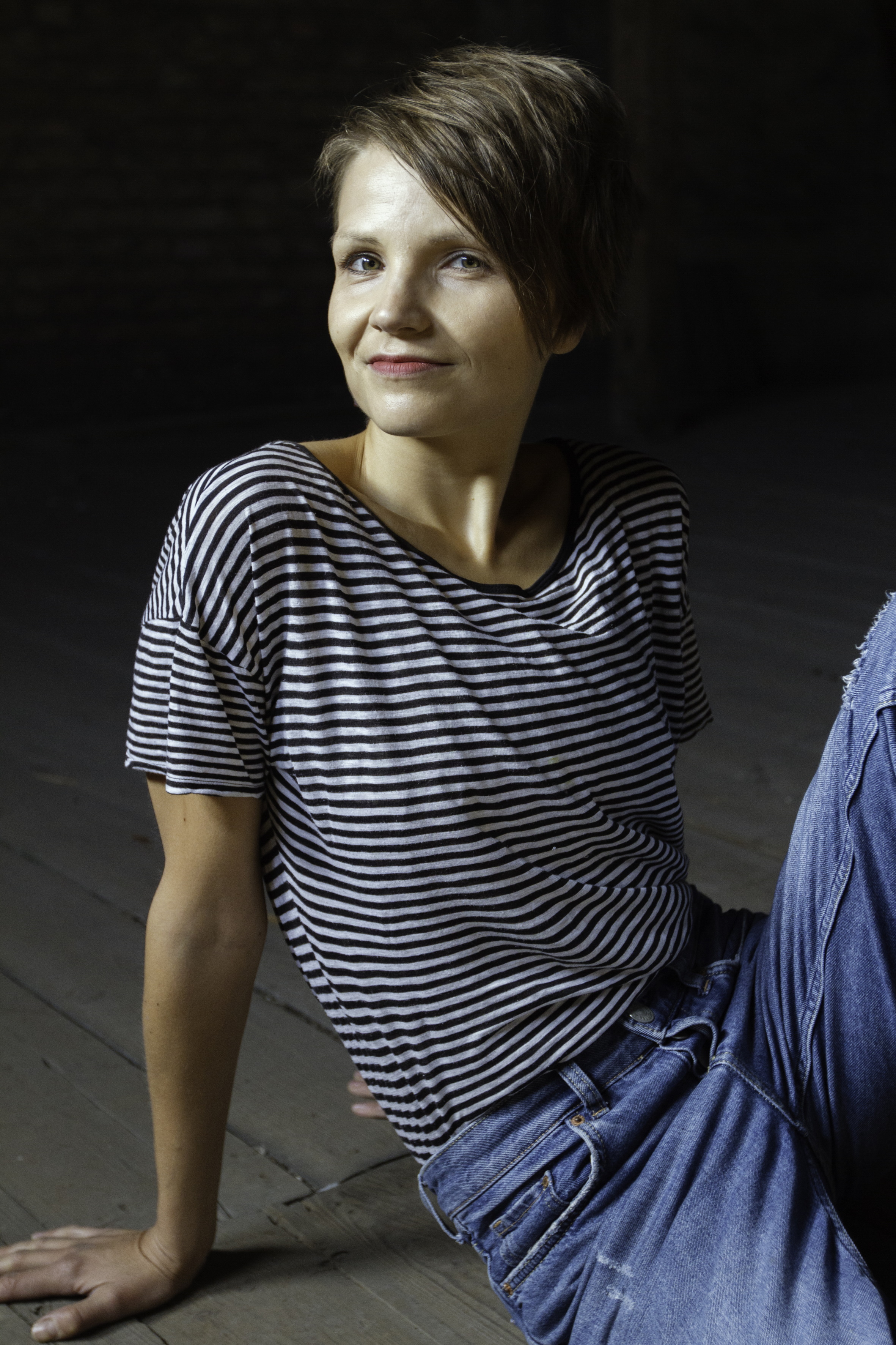 Die erste Kinder-Kultur-Begleiterin bei FRÖBEL in Berlin: Zirkuspädagogin und Schauspielerin Teija Vaittinen (Fotocredits: Robert Weintraub) 
